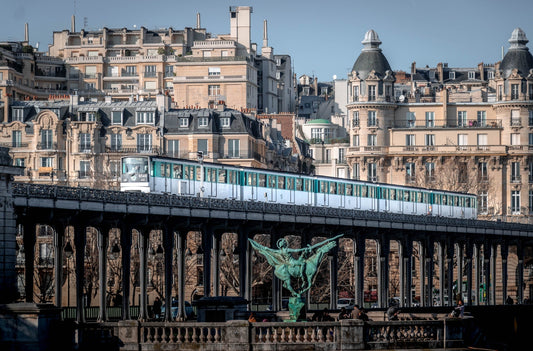 louis-paulin-9g5ZkMQdqMg-unsplash