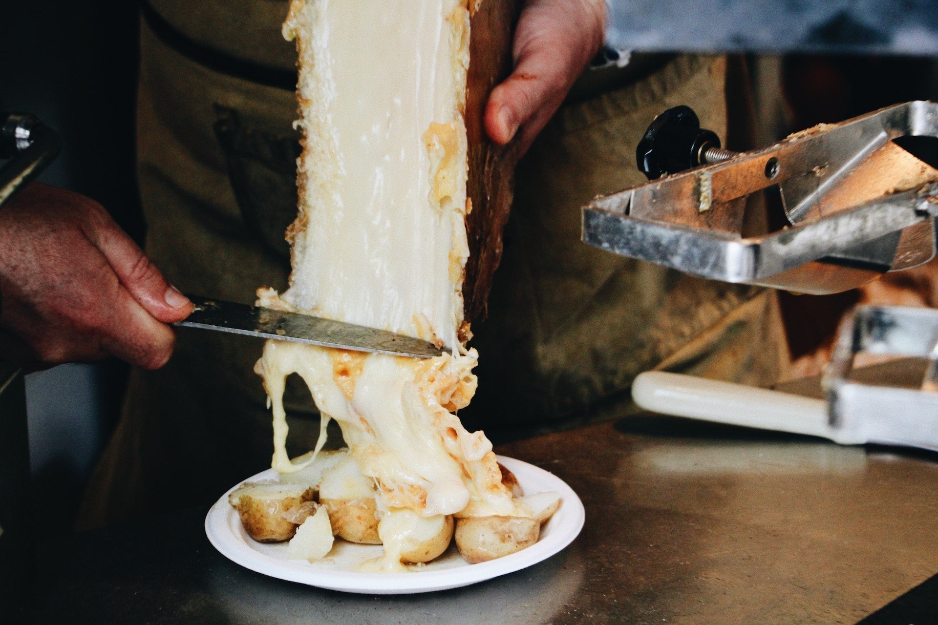 Dop Raclette Here's how raclette became one of France's most popular winter dishes ...